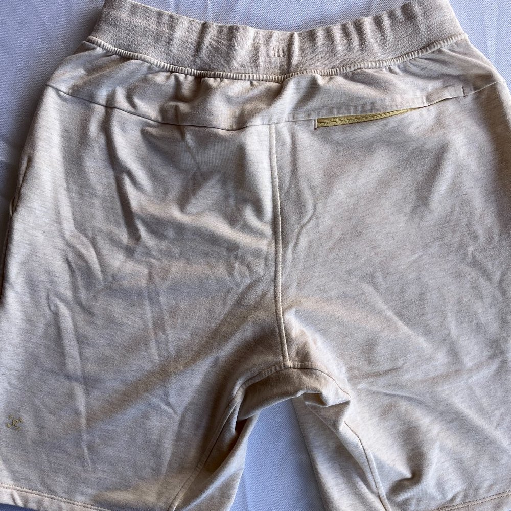 lululemon Bowline Short Stretch Men's Size M 9" inseam
